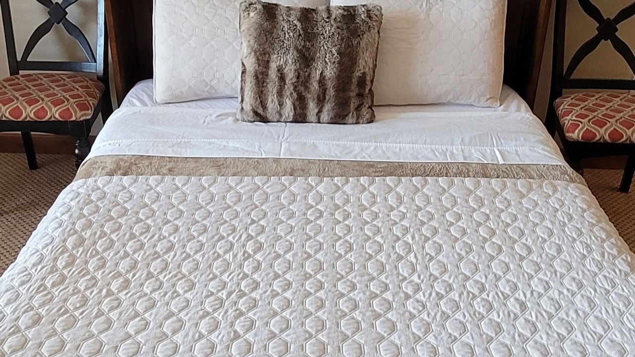 Photo of Bedroom in Kellogg