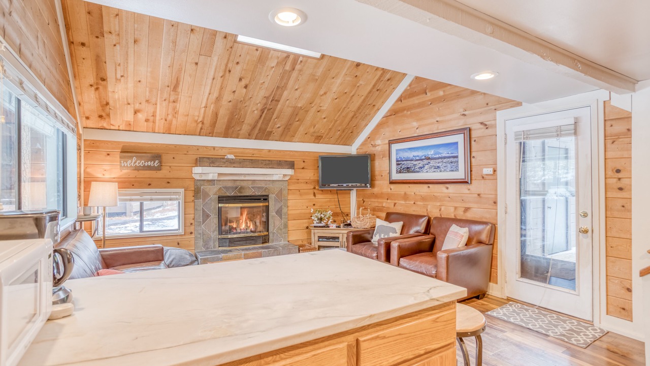 Photo of Livingroom in Overlook Park