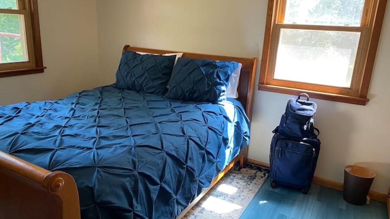 Photo of Bedroom in Iowa Falls