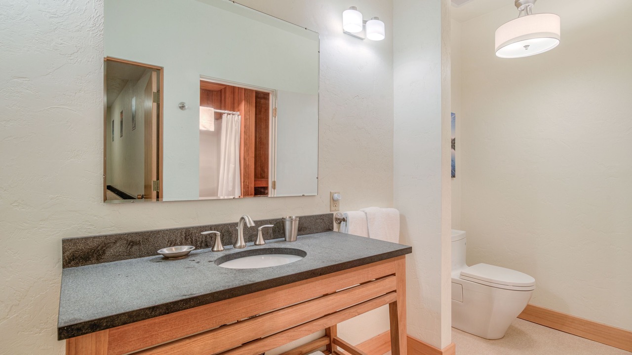 Photo of Bathroom in Overlook Park
