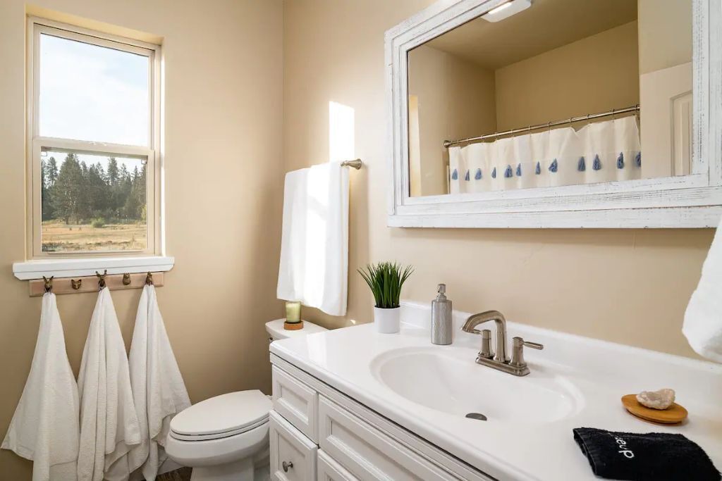 Photo of Bathroom in Garden Valley