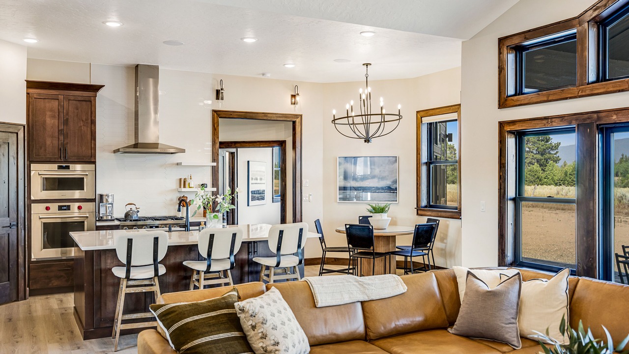Photo of Livingroom in McCall