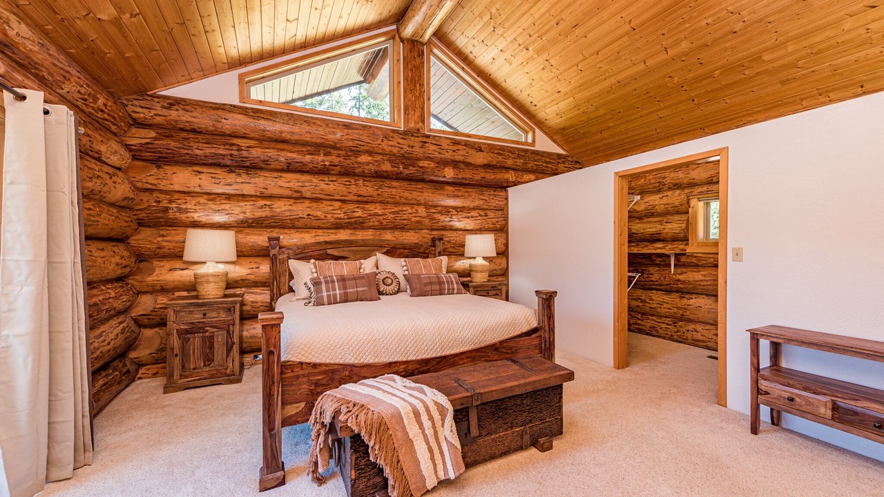 Photo of Bedroom in Port Angeles