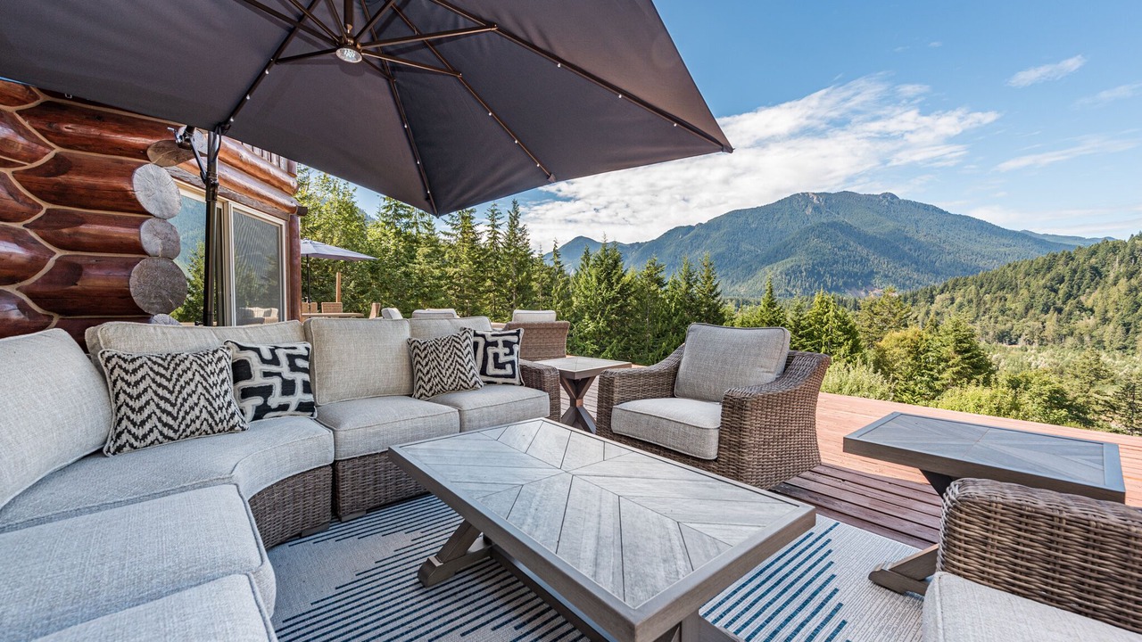 Photo of Patio Balcony in Port Angeles