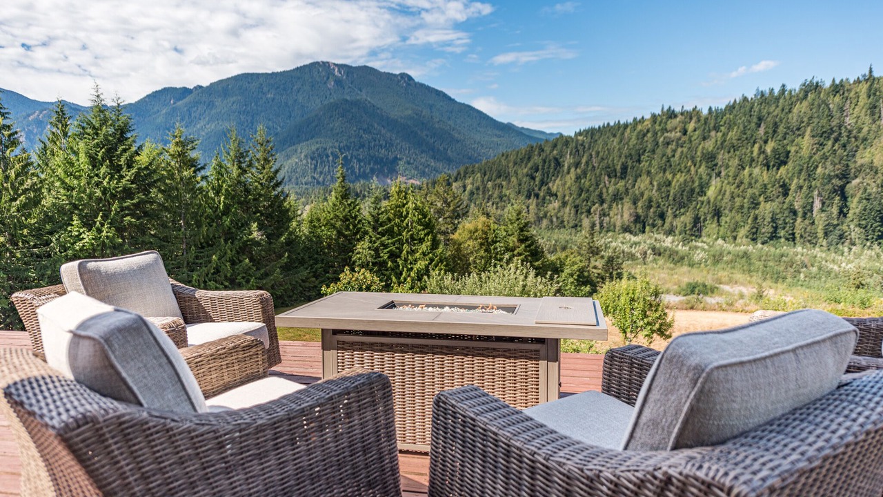 Photo of Patio Balcony in Port Angeles