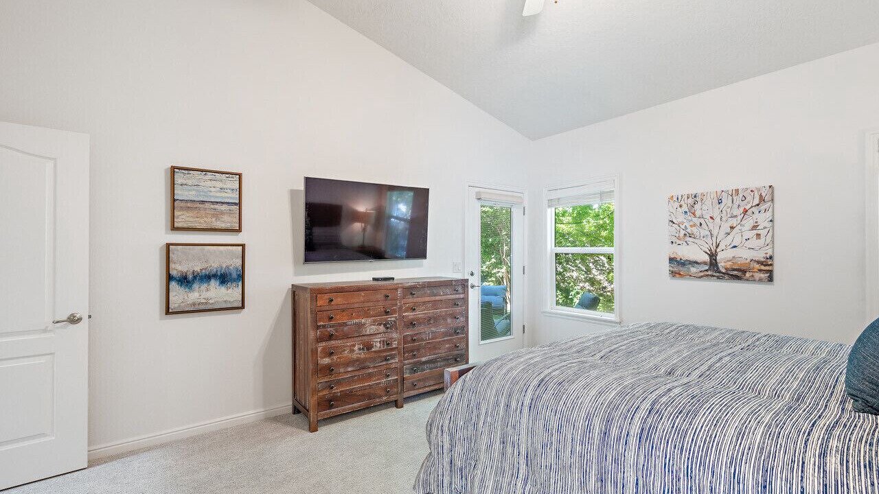Photo of Bedroom in Garden City