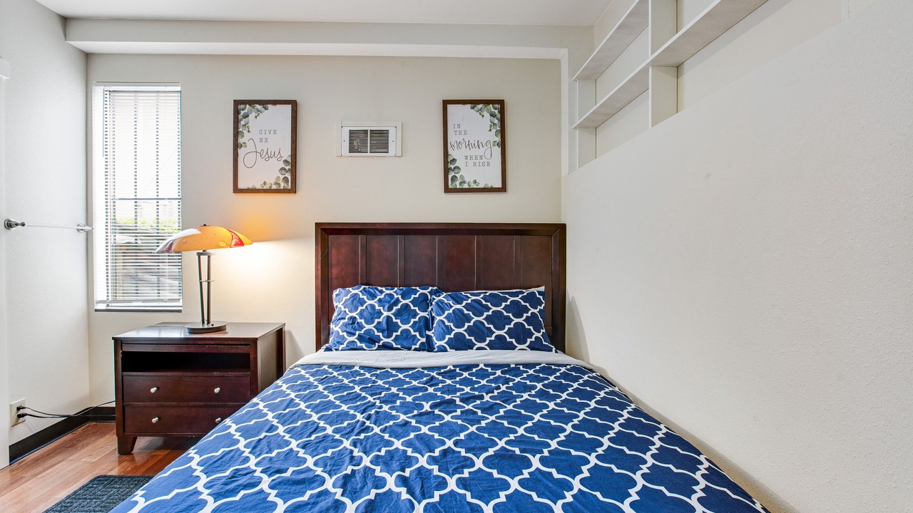 Photo of Bedroom in Mid-Beacon Hill