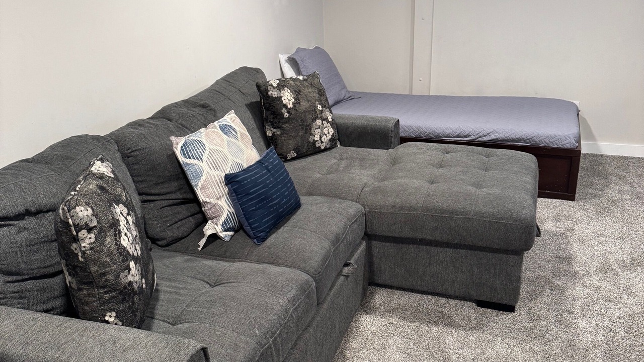 Photo of Livingroom in Logan