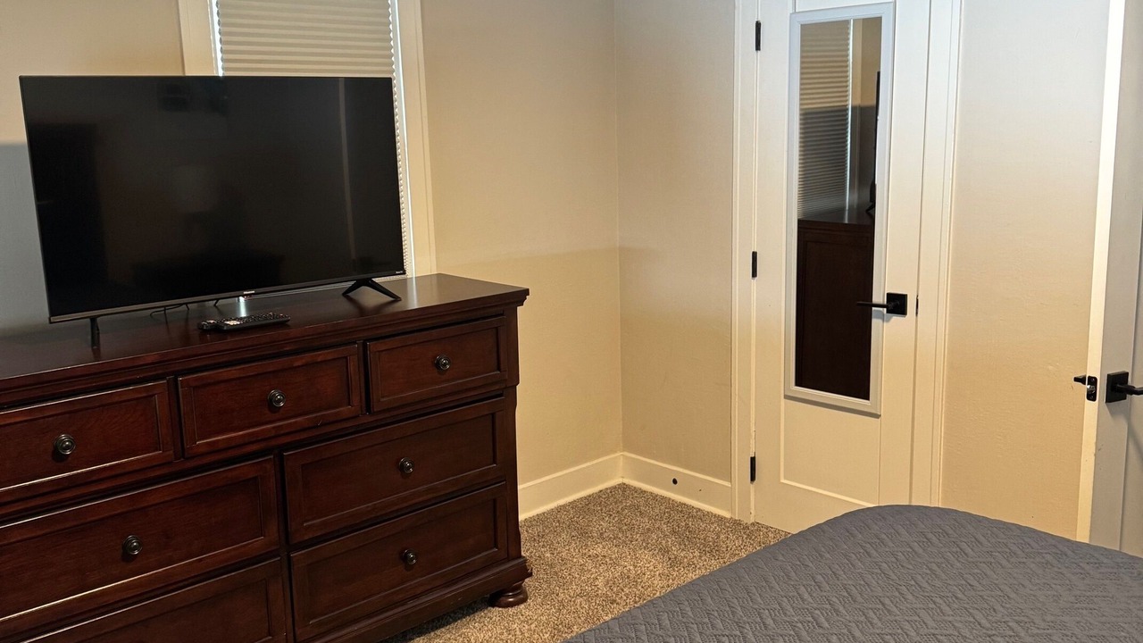 Photo of Bedroom in Logan