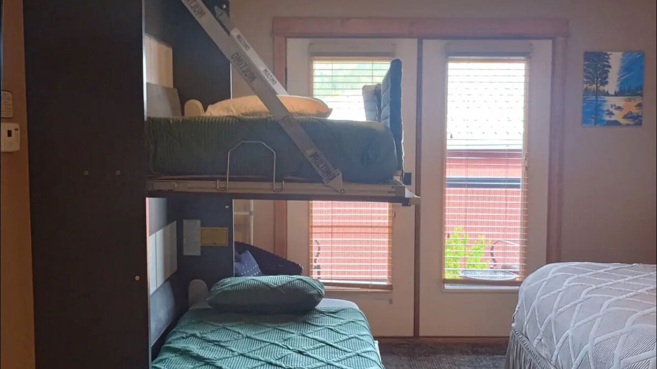 Photo of Bedroom in Kellogg
