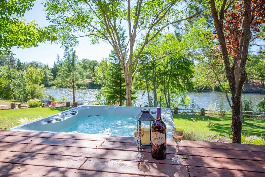 Photo of Outdoor in Shady Cove