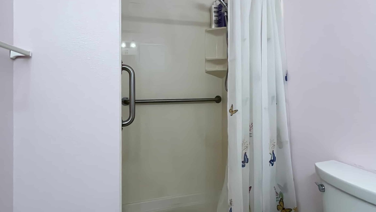 Photo of Bathroom in Weiser