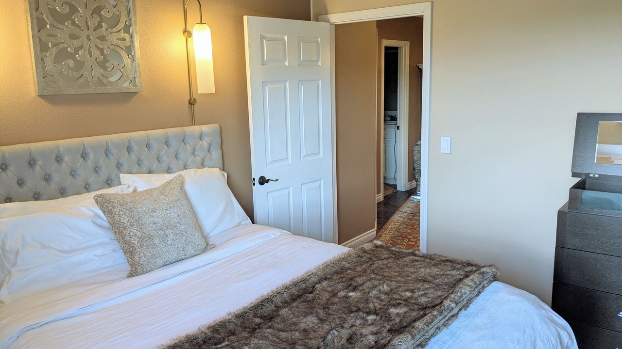 Photo of Bedroom in Sunnyside