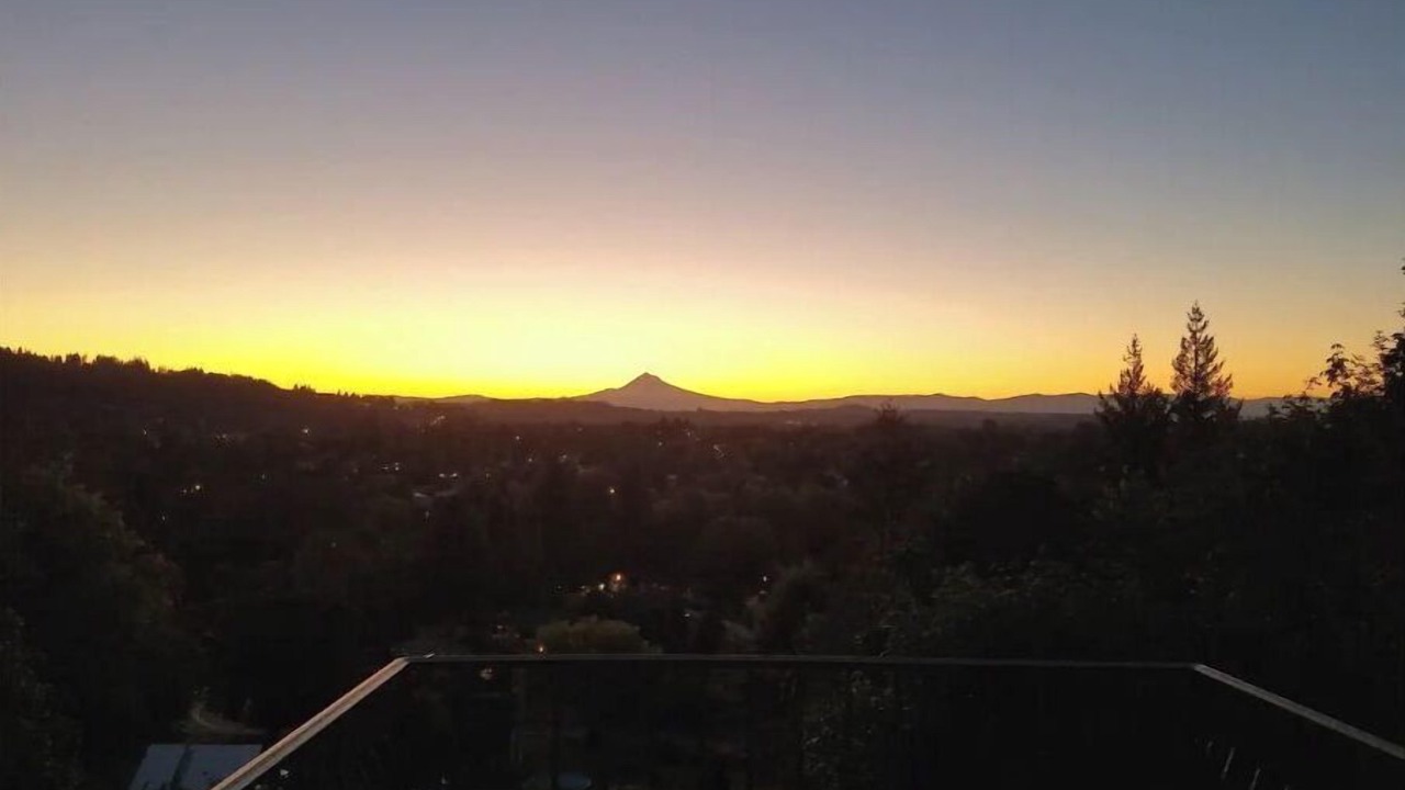 Photo of Outdoor in Sunnyside