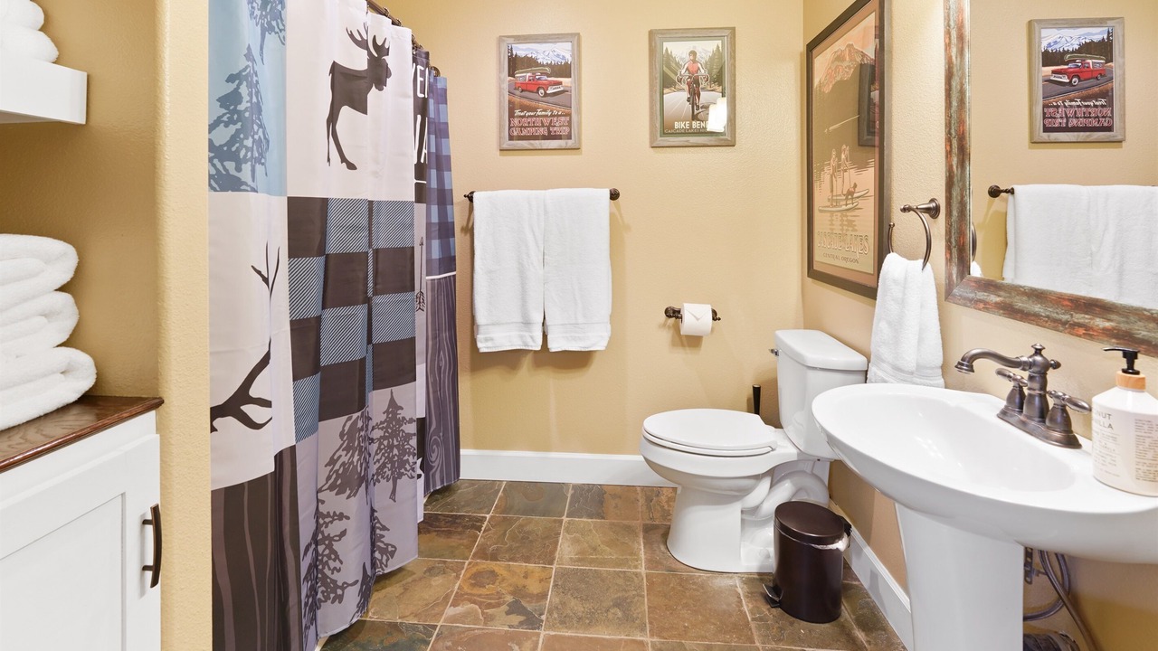 Photo of Bathroom in Sunriver