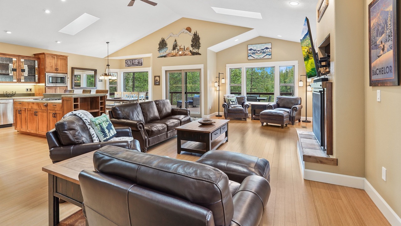 Photo of Bedroom in Sunriver