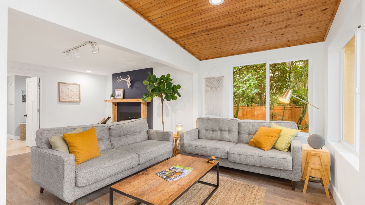 Photo of Livingroom in Riverbend