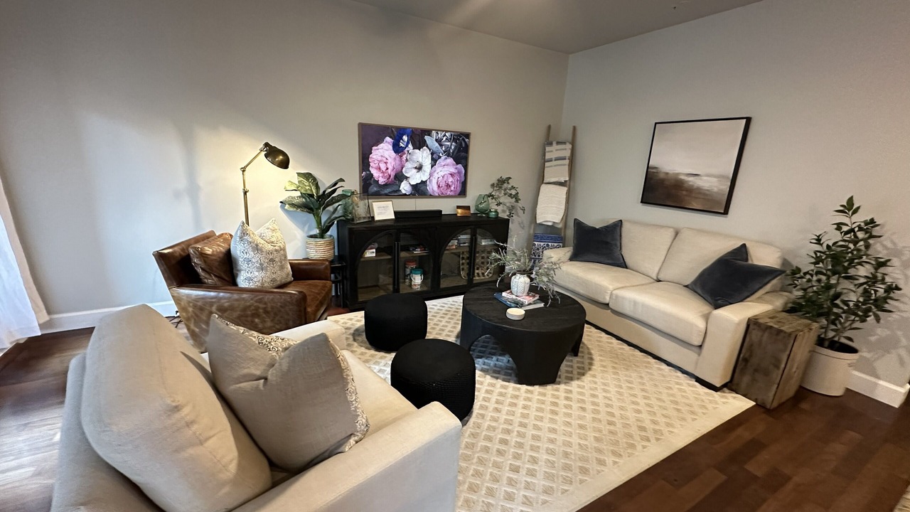 Photo of Livingroom in Jacksonville