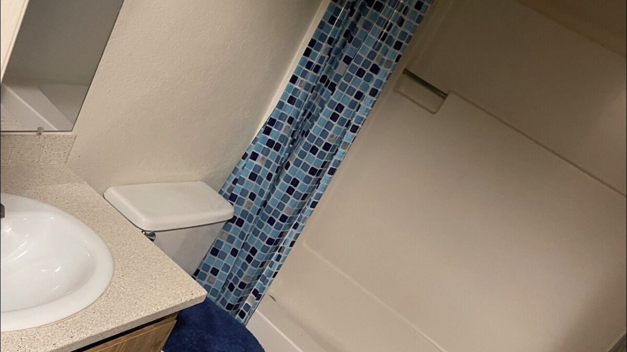 Photo of Bathroom in Parkland