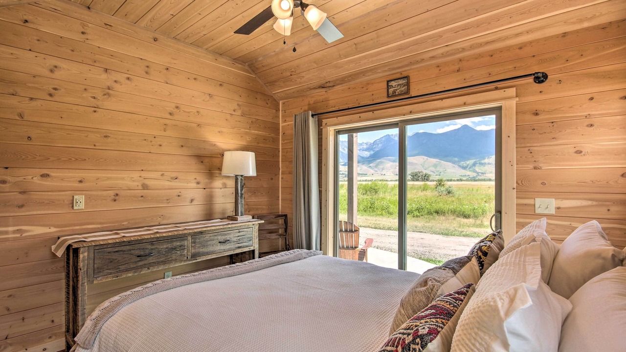 Photo of Bedroom in Livingston