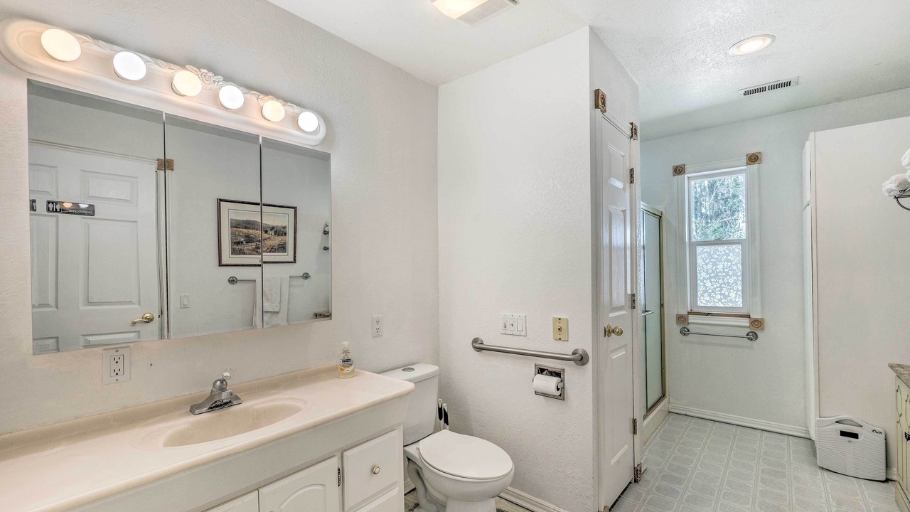 Photo of Bathroom in Caldwell