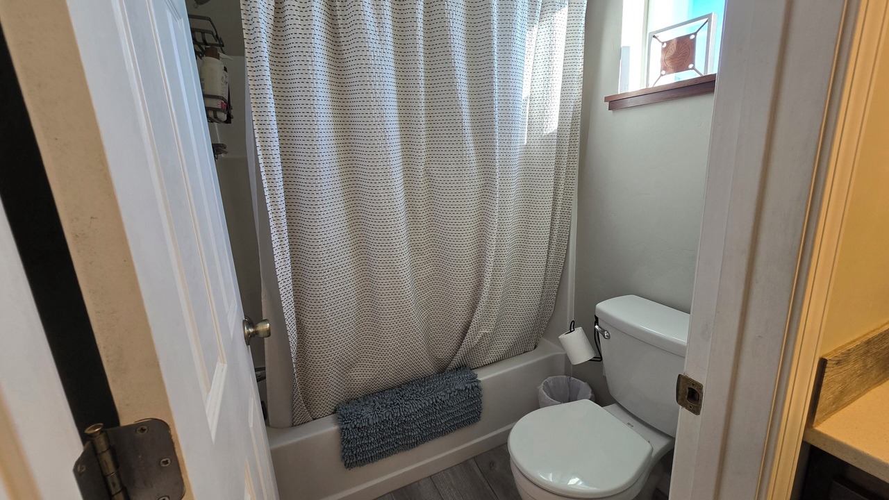 Photo of Bathroom in Gem County