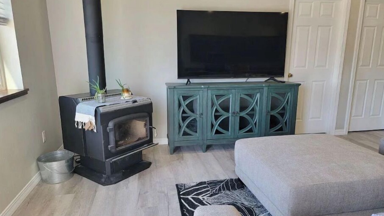 Photo of Livingroom in Gem County