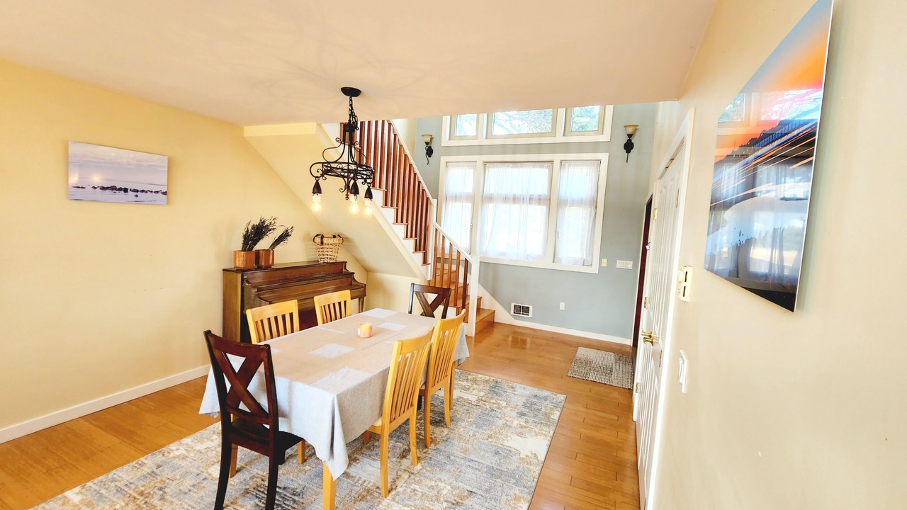 Photo of Bedroom in Point Roberts