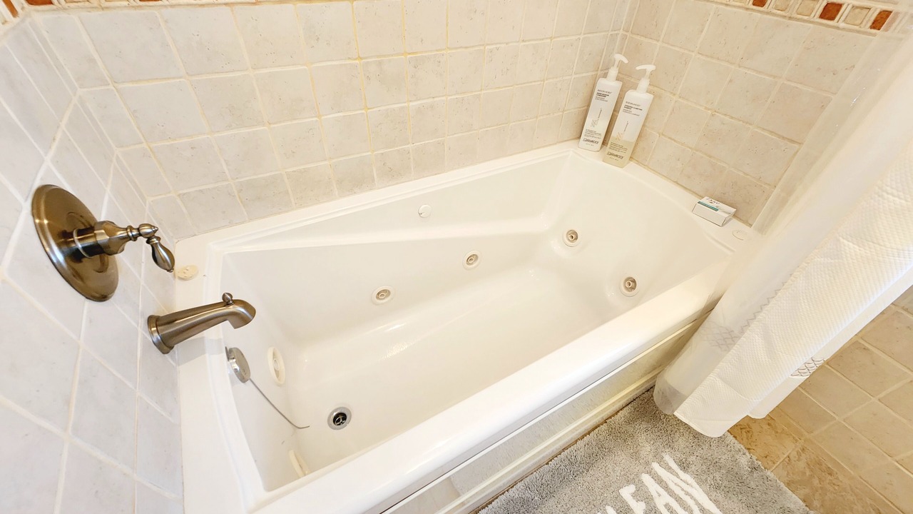 Photo of Bathroom in Point Roberts