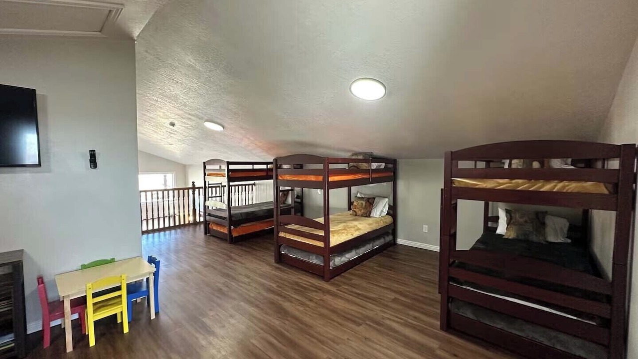 Photo of Bedroom in Sweetwater
