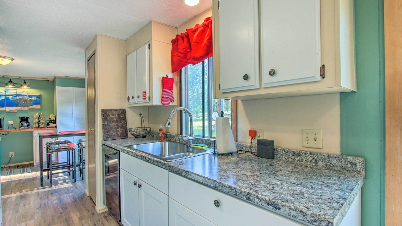 Photo of Kitchen in Chiloquin