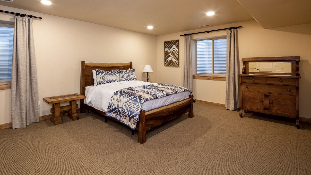 Photo of Bedroom in Leigh Creek Estates