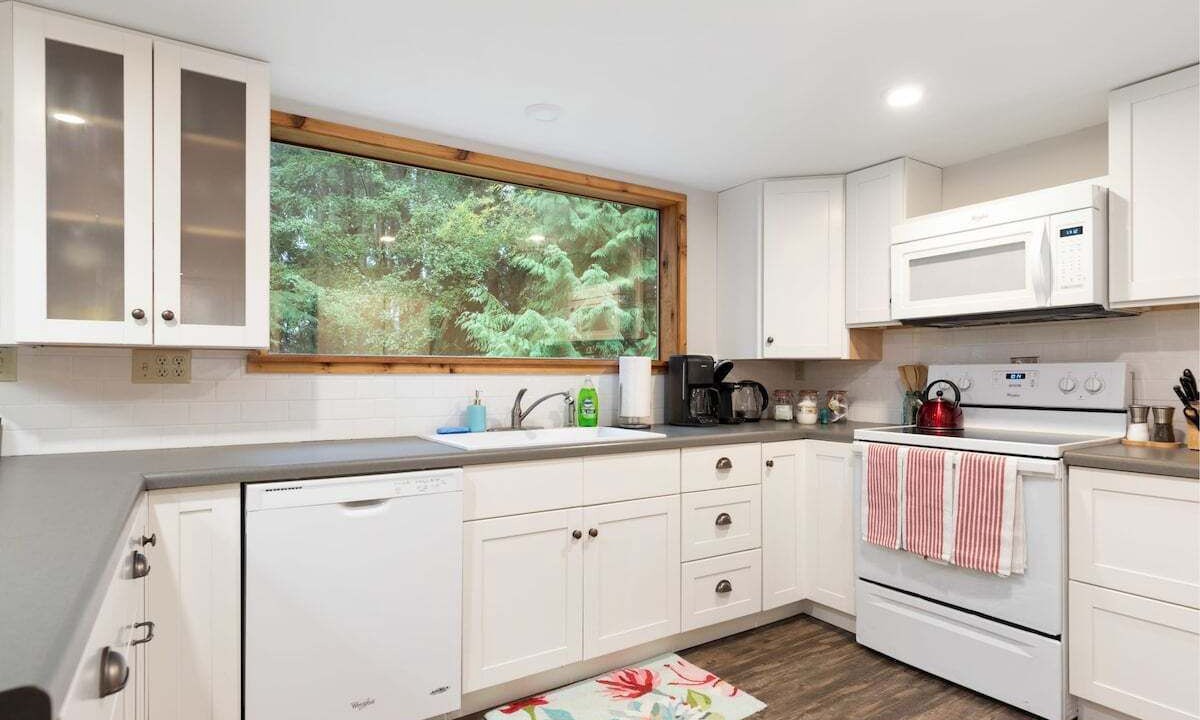 Photo of Kitchen in Coupeville