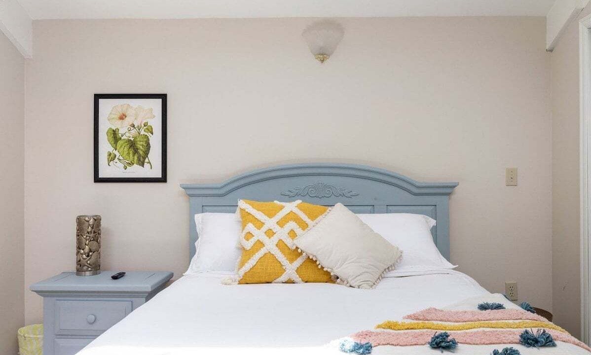 Photo of Bedroom in Coupeville