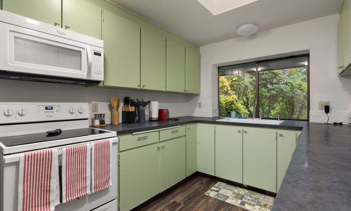 Photo of Kitchen in Coupeville