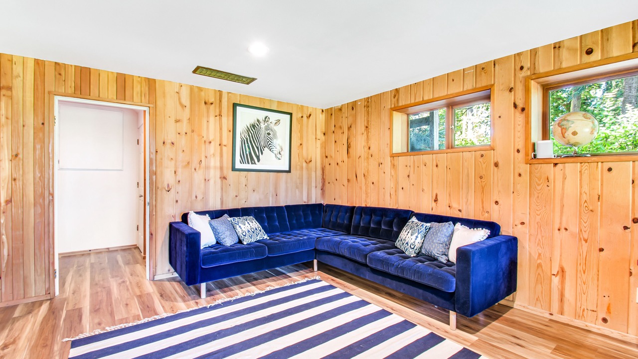 Photo of Livingroom in Greenbank