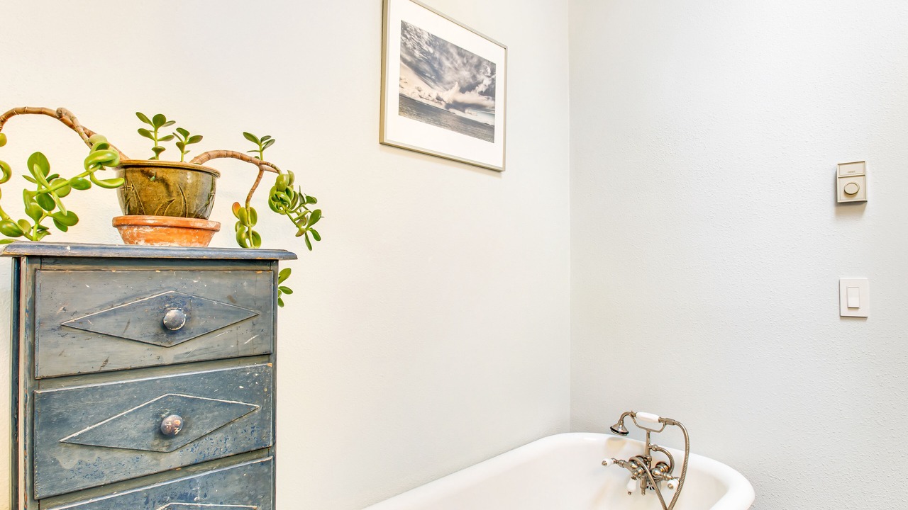 Photo of Bathroom in Greenbank