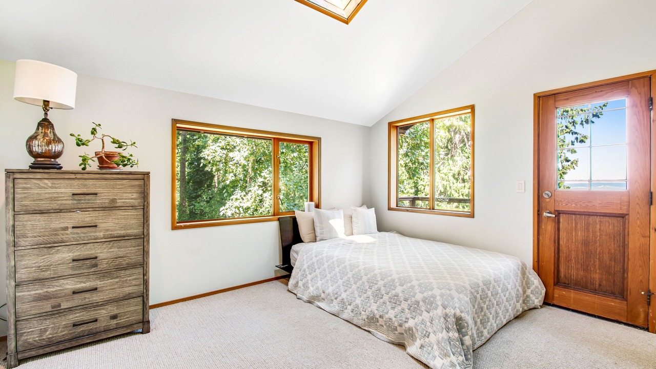 Photo of Bedroom in Greenbank