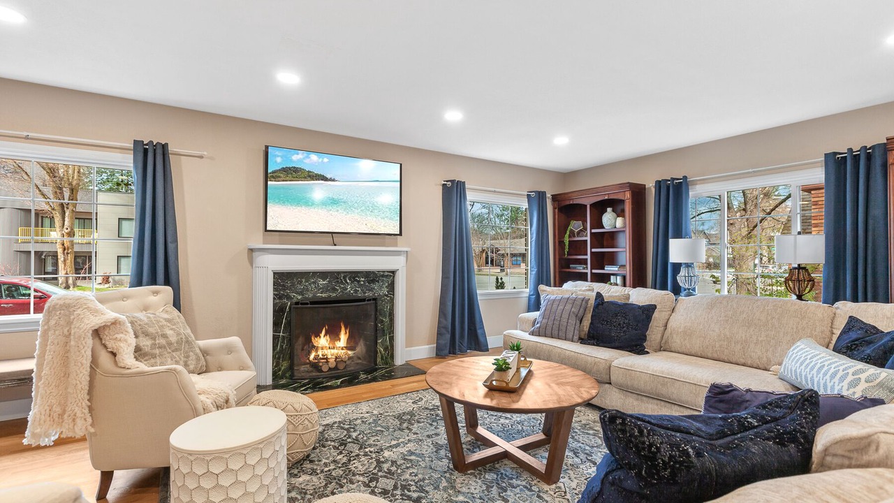 Photo of Livingroom in Garden District