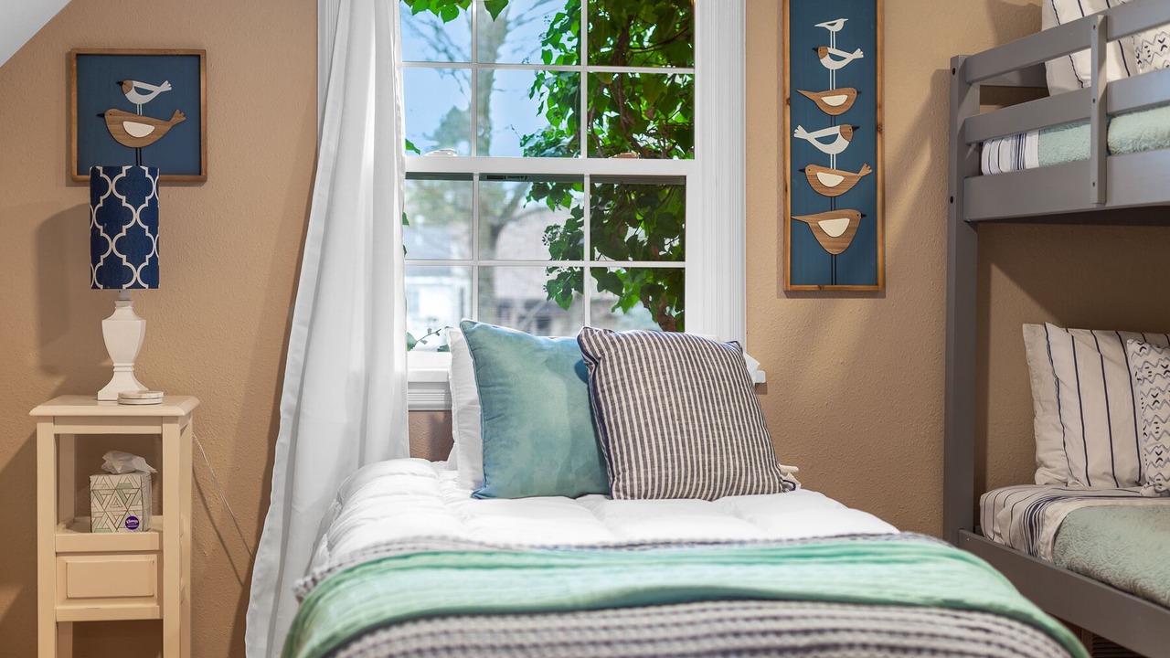 Photo of Bedroom in Garden District