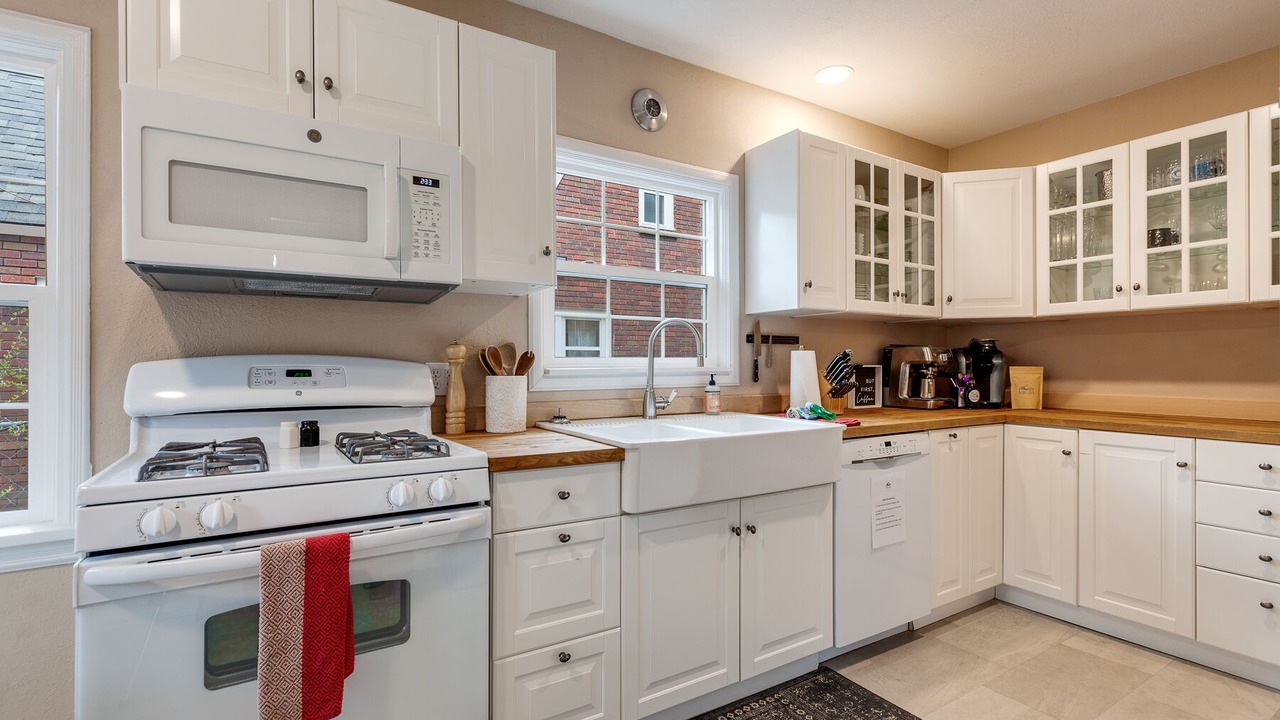 Photo of Kitchen in Garden District