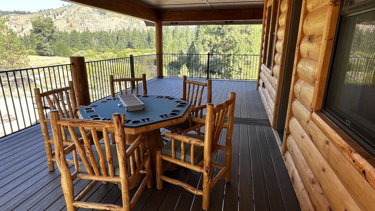 Photo of Outdoor in Featherville