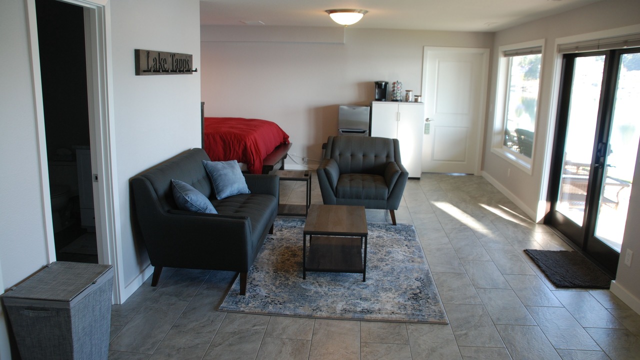 Photo of Livingroom in Bonney Lake