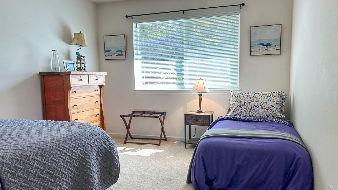 Photo of Bedroom in Coupeville