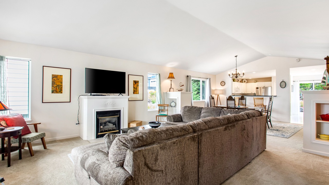 Photo of Livingroom in Coupeville
