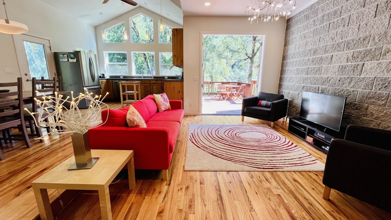 Photo of Livingroom in Trail