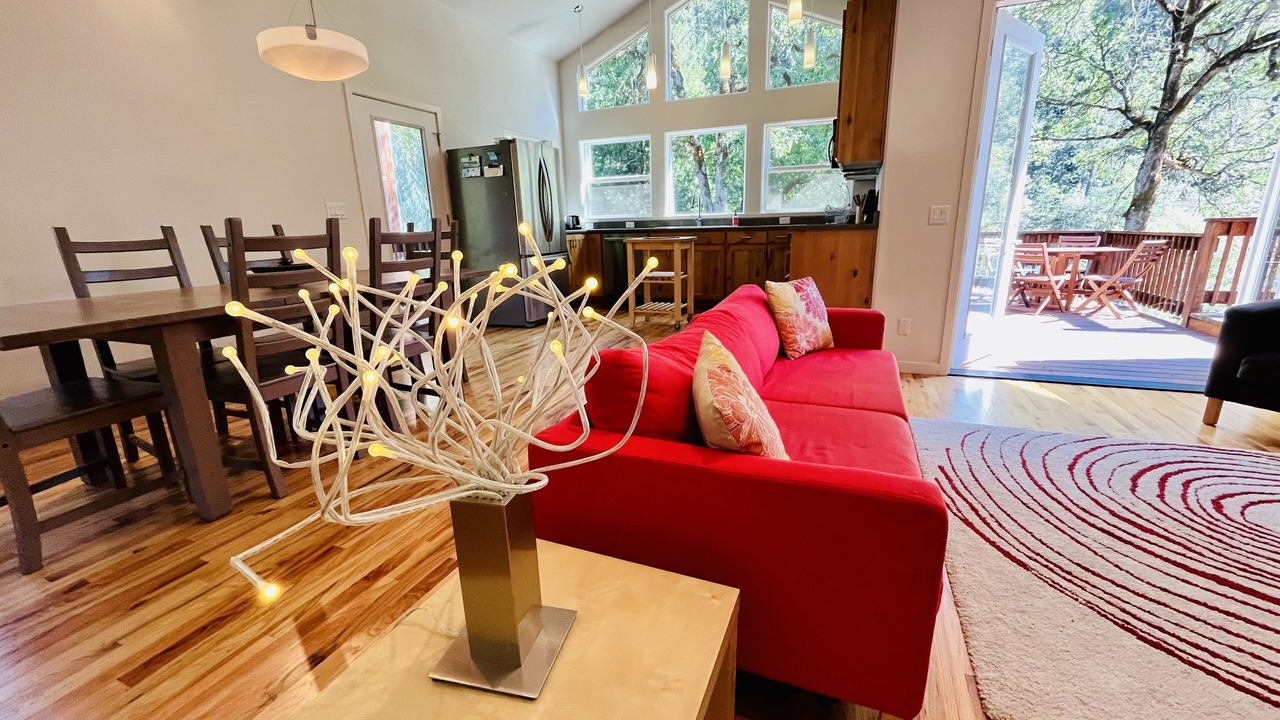 Photo of Livingroom in Trail
