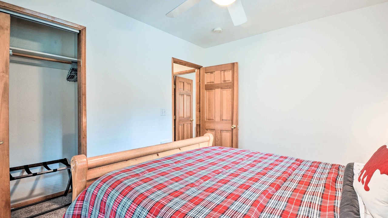 Photo of Bedroom in Klamath Falls