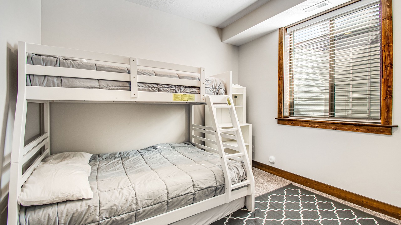 Photo of Bedroom in Sweetwater