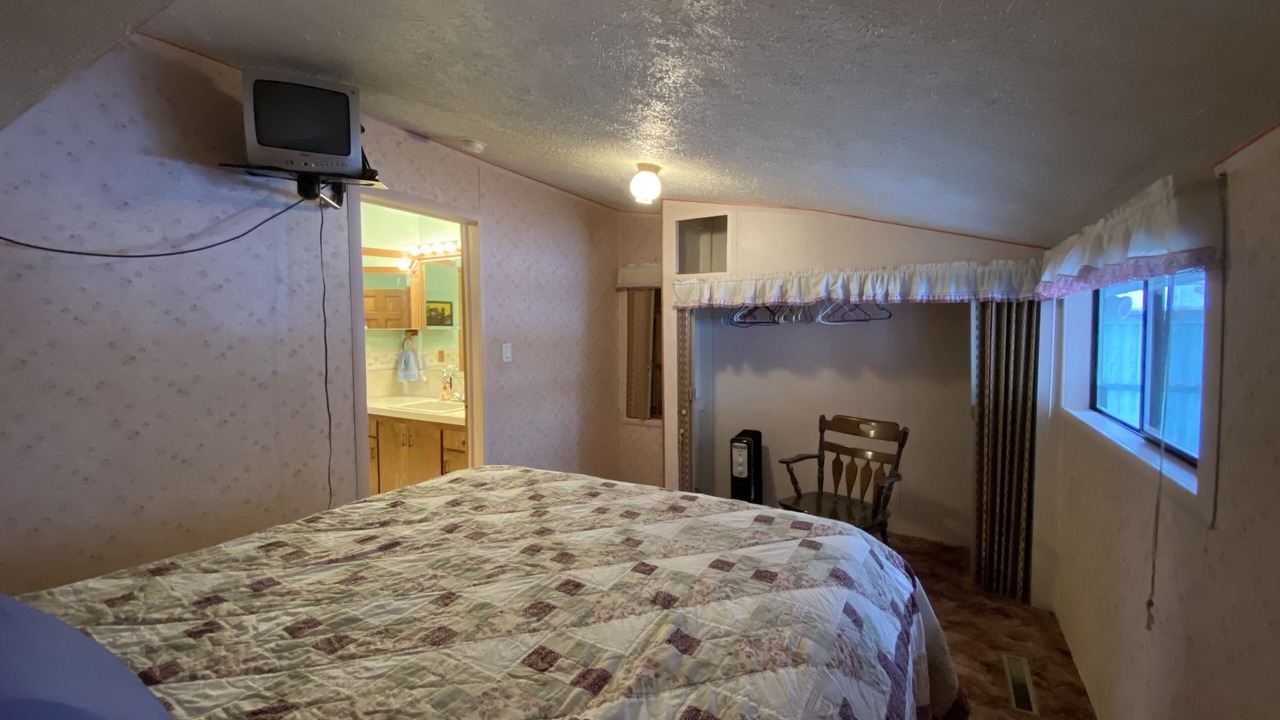 Photo of Bedroom in Weiser